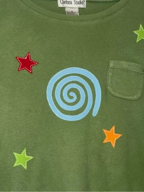 Spiral and stars handmade patches vintage green long sleep top pocket detail - Picture 3 of 5